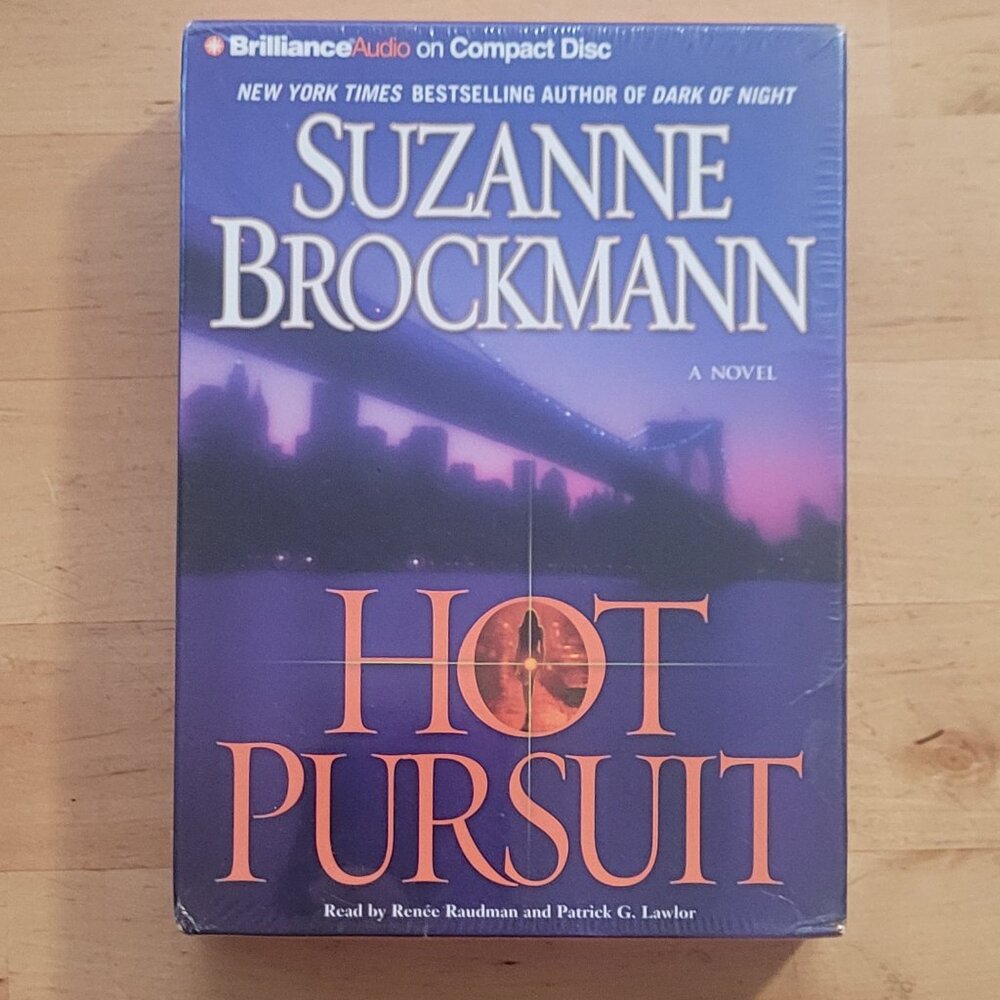 Audiobook CDs HOT PURSUIT by Suzanne Brockmann 5-Discs 2009 NOS (New Old Stock)